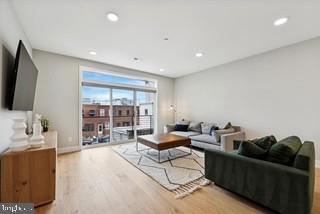 700 Moyer St in Philadelphia, PA - Building Photo - Building Photo