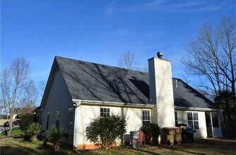 6440 Countryland Dr in Dawsonville, GA - Building Photo - Building Photo
