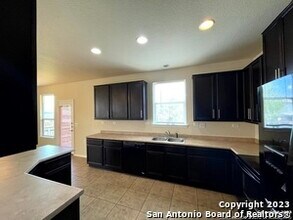 7422 Primrose Post in San Antonio, TX - Building Photo - Building Photo