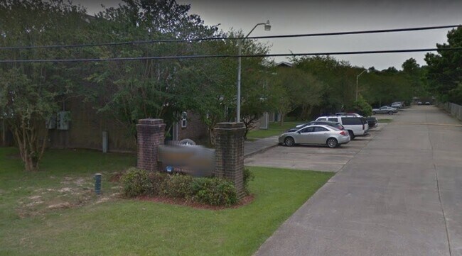 4980 Lower Zachary Rd in Zachary, LA - Building Photo - Building Photo