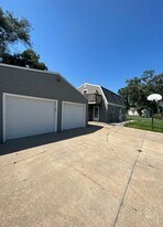 3401 10th Ave in Council Bluffs, IA - Building Photo