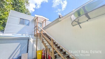 46909 Yale Rd in Chilliwack, BC - Building Photo