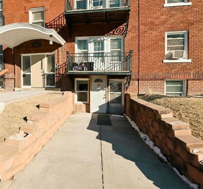 property at 1141 S 30th Ave