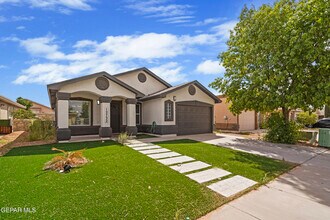 12732 Roberto Nunez Ln in El Paso, TX - Building Photo - Building Photo