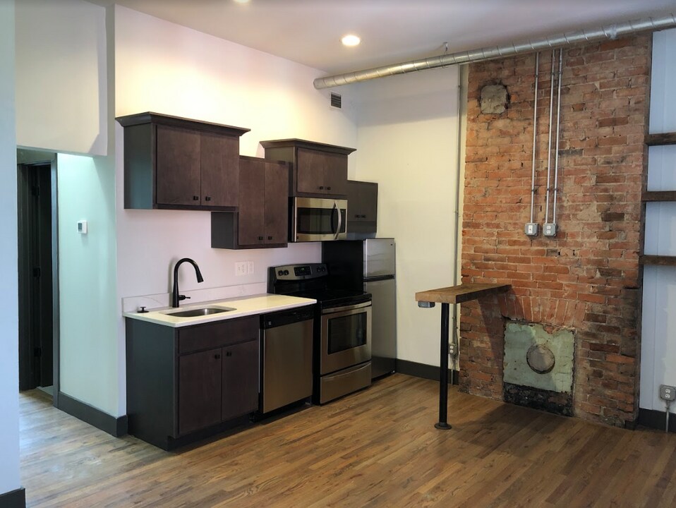 1533 Pleasant St in Cincinnati, OH - Building Photo