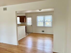 944 Longboat Ave in Beachwood, NJ - Building Photo - Building Photo