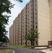 Echelon Towers in Voorhees, NJ - Building Photo - Building Photo