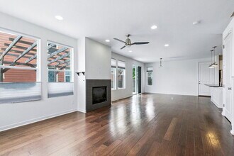 10007 Hough Point in Parker, CO - Foto de edificio - Building Photo