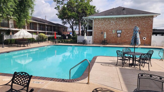 property at 14333 Memorial Dr