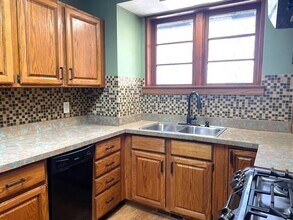 3079 Pittsview Dr in Ann Arbor, MI - Building Photo - Building Photo