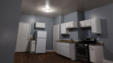 331 Park St in New Britain, CT - Building Photo - Building Photo