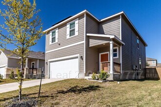 13151 Bay Pt Wy in Converse, TX - Building Photo - Building Photo