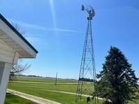 3085 Overland Ave in Rowley, IA - Foto de edificio - Building Photo