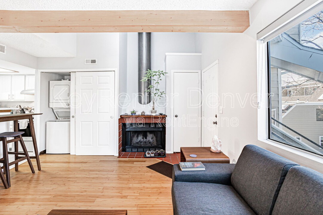 12484 W Nevada Pl in Lakewood, CO - Building Photo