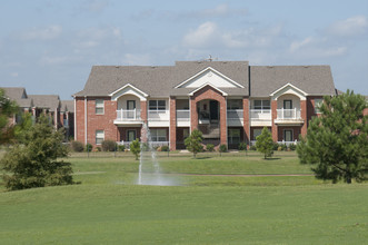 The Fairways at Nutters Chapel in Conway, AR - Foto de edificio - Building Photo