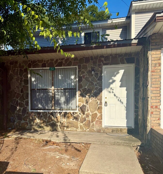 153 Scottwood Dr SE in Fort Walton Beach, FL - Building Photo