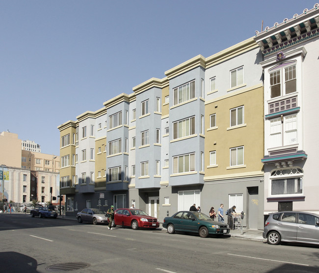 168 Hyde St in San Francisco, CA - Foto de edificio - Building Photo