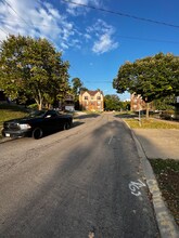 993 Cleveland Ave in Cincinnati, OH - Building Photo - Building Photo