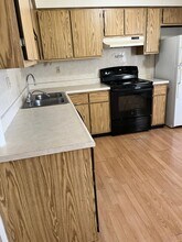 1210 W Main St, Unit 1210-C in Festus, MO - Foto de edificio - Building Photo