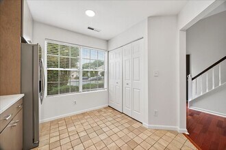 1371 Le Parc Terrace in Charlottesville, VA - Building Photo - Building Photo