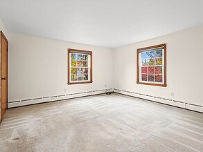 42 Middlesex Ave in Worcester, MA - Foto de edificio - Building Photo