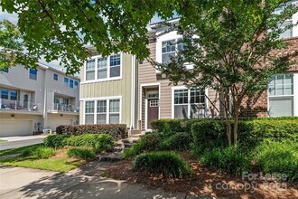 2564 Tranquil Oak Pl in Charlotte, NC - Building Photo - Building Photo