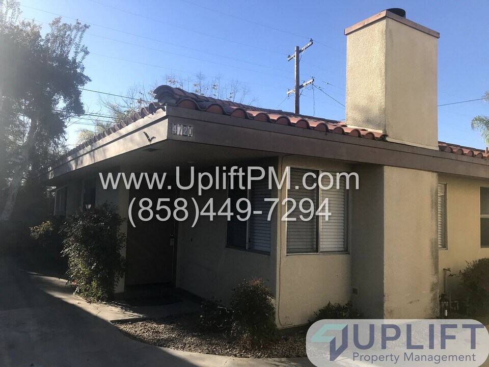 4718 Soria Dr in San Diego, CA - Building Photo