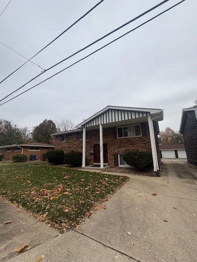 property at 3406 N Missouri Ave