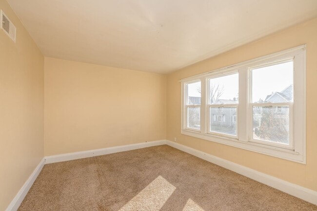 property at 17 6th St