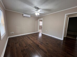 5152 Enterprise St in Baton Rouge, LA - Building Photo - Building Photo