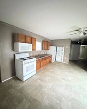 12106 Diana Dr in Lumberton, TX - Building Photo - Building Photo