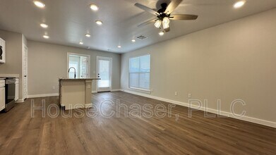 14403 Paris Ave in Lubbock, TX - Building Photo - Building Photo