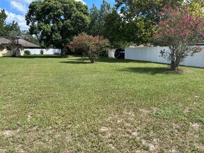 286 Leafy Way Ave in Spring Hill, FL - Building Photo - Building Photo