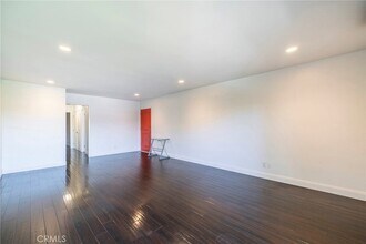 1601 Veteran Ave, Unit 301 in Los Angeles, CA - Building Photo - Building Photo