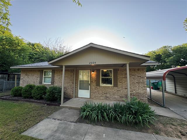 property at 2004 Throckmorton St