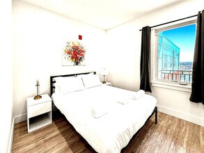 2400 E Huntingdon St in Philadelphia, PA - Building Photo - Building Photo