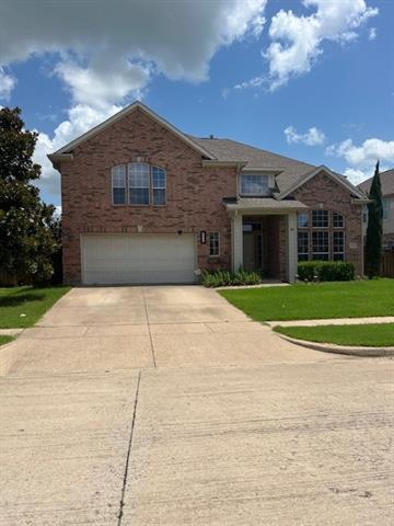 2715 Columbus in Grand Prairie, TX - Building Photo
