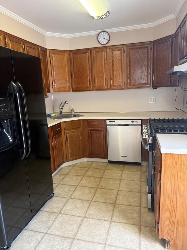 35 Midwood Ave in Farmingdale, NY - Building Photo - Building Photo