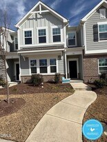 329 Spaight Acrs Wy in Wake Forest, NC - Building Photo