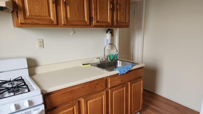 206 Jewett Ave-Unit -43 in Jersey City, NJ - Building Photo - Building Photo