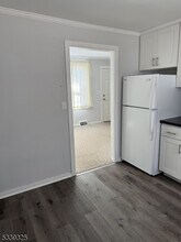 102 Merriam Ave in Newton, NJ - Building Photo - Building Photo