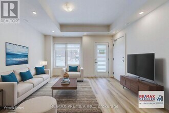 1695 Dersan St in Pickering, ON - Building Photo - Building Photo