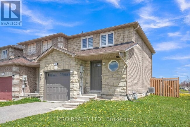 21 Majesty Blvd