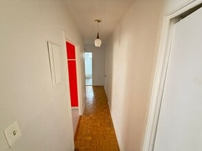 98 Rue Chénier in Châteauguay, QC - Building Photo - Building Photo