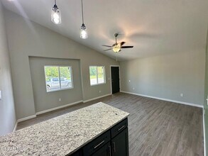 341 Kitt Rd in El Paso, TX - Building Photo - Building Photo