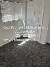 410 N 200 W-Unit -410 N 200 W Unit A in Logan, UT - Building Photo - Building Photo