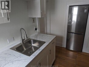 1868 Pillette Rd in Windsor, ON - Building Photo - Building Photo