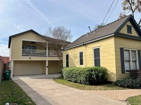 1021 Louise St in Houston, TX - Building Photo