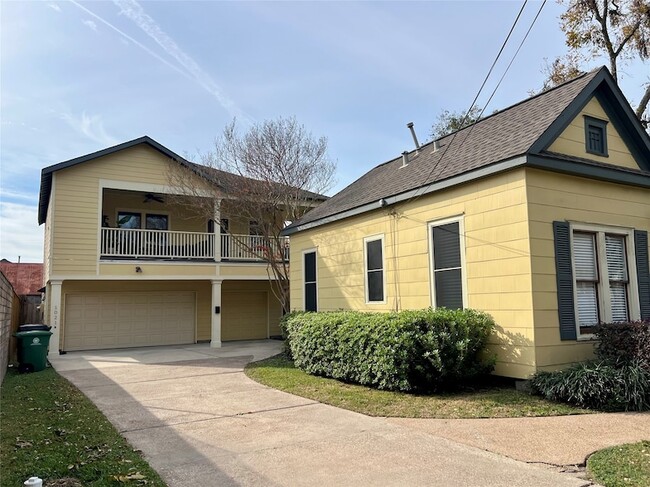 property at 1021 Louise St