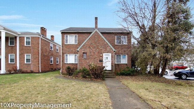 2909 Sullivant Ave in Columbus, OH - Building Photo - Building Photo